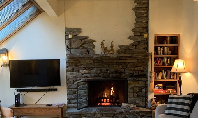 Plymouth House | Mountain Top Townhome Near Okemo and Killington