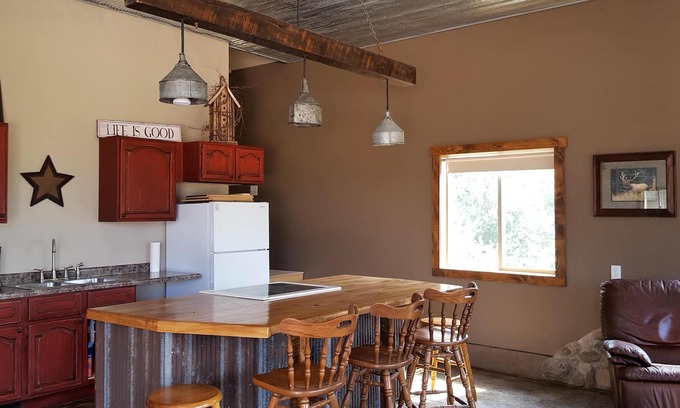 Centennial Cabin | Mountain Valley Getaway II - Perfect for Snowmobilers!
