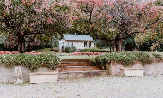 The Patch House | Mountain View Cottage - with spa and fireplace