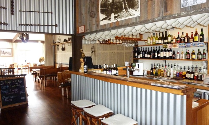 Deloraine Hotel | Mountain View Country Inn