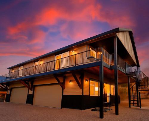 Helper House | Mountain View Lodge