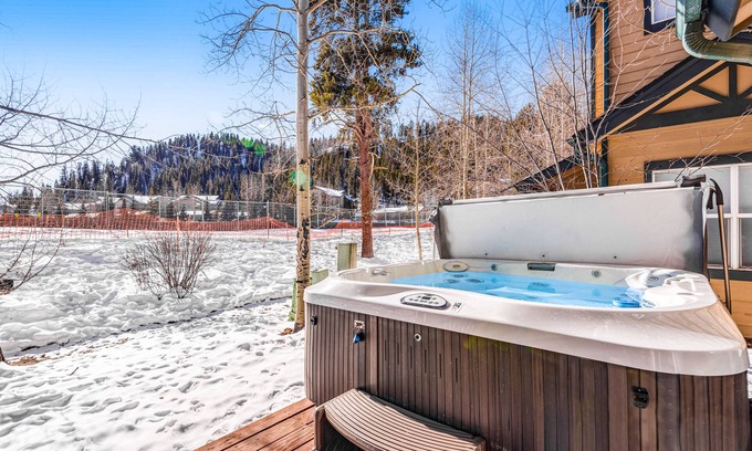 Breckenridge House | Mountain-view townhome - private hot tub & fireplace - walk to lifts & downtown
