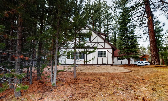 Pioneer Trail House | Mountain-view dog-friendly home with large yard in private locale near skiing