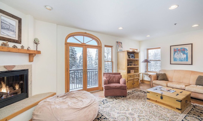 Mountain Village Condo | Mountain Views From Every Window In This Outdoor Escape