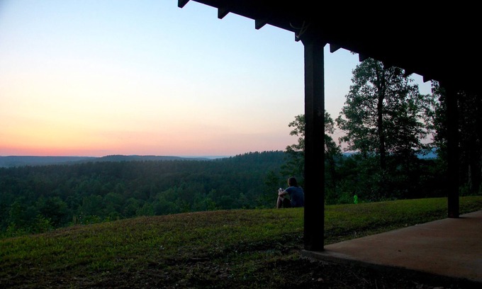 Smithville Cabin | Mountain Vista Retreat-Issi is secluded, with sunset views of the Kiamichi Mnts.