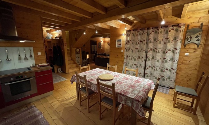 Peyragudes Ski Chalet | Mountain, wood and nature