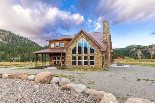 South Fork House | MountainAire