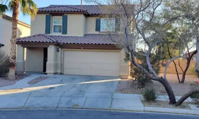 North Las Vegas House | Mountains Desert, Great Neighborhood, Comfortable, Parking, Wifi