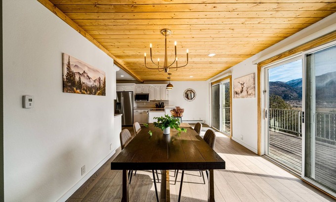 Hermosa House | Mountainside Duplex with Epic Views -2nd & 3rd Fl
