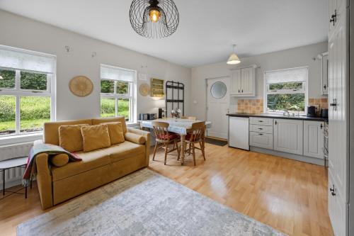 Mountshannon Apartment | Mountshannon cottage