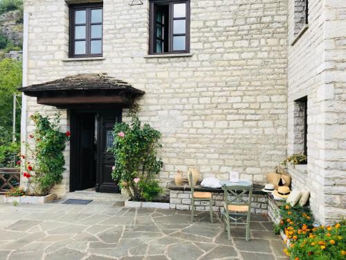 Kapesovo House | Mousafir Ontas