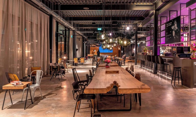 Cranford Hotel | MOXY London Heathrow Airport