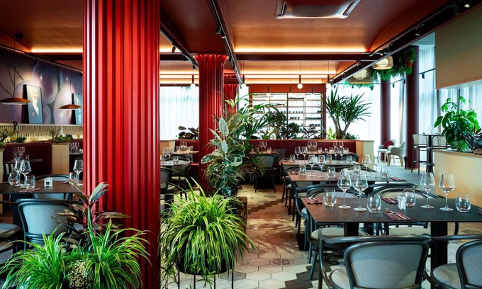 Montevrain Hotel | Moxy Paris Val D’Europe