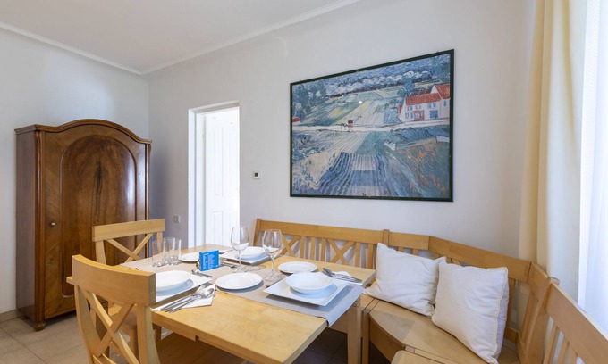 Taxham Other | Mozart Apartments, ELVIRA