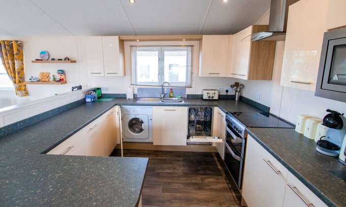 Camber RV Rental | MP629 Parkdean Camber Sands