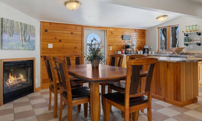 Upper Peninsula Michigan House | MQT 3BR Close to Ski/Bike - Enjoy Prime Location!