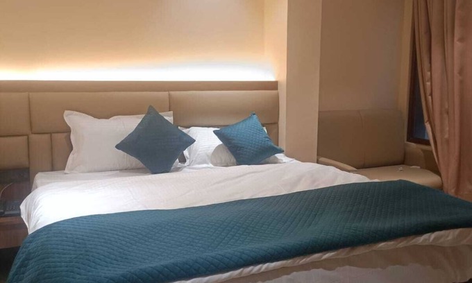 Sultanpur Hotel | MR JAISWAL DHARMSHALA