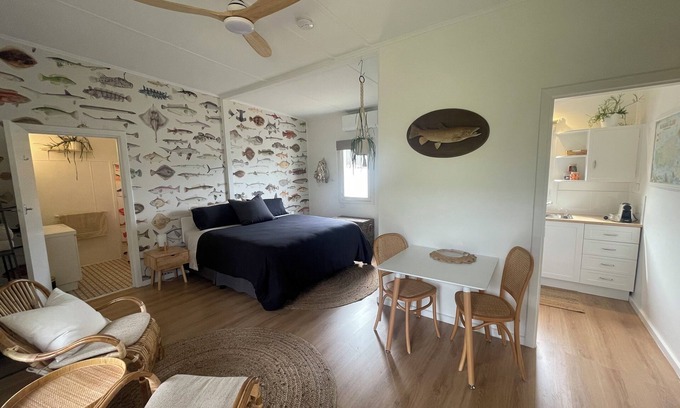 American River Cabin | Mr&Mrs Fish Cabins - Cabin 5 - American River - Kangaroo Island