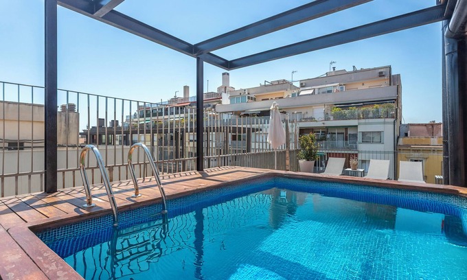 el Fort Pienc Apartment | MSB Rooftop Pool City Center
