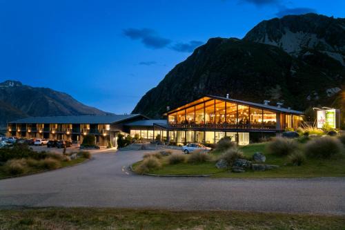 Mount Cook Village Hotel | Mt Cook Lodge and Motels