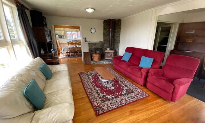 Twizel House | Mt Cook Street Holiday Home