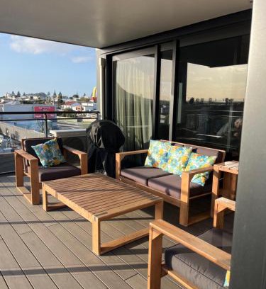 Mount Maunganui Apartment | Mt Maunganui Baydream Believer with pool and spa