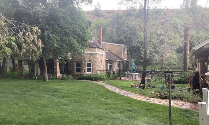 Golden House | Mt. Vernon Ranch House near Red Rocks and Colorado Mountains, skiing. Est 1860