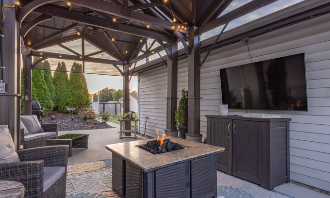 Santa Fe Apartment | MTL HUNTING LAYAWAY & OUTDOOR HANGOUT