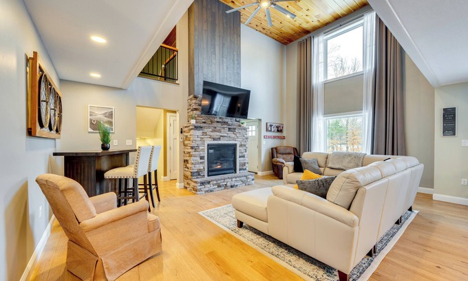 Birch Hill House | Mtn-View Gem w/Hot Tub & Fire Pit in North Conway