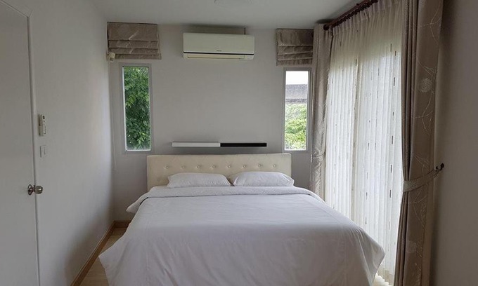 Ban Mai House | Muang Thong Home for Rent