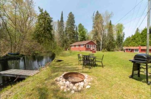 Cheboygan House | Mud Creek Cottage