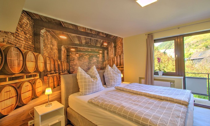 Ellenz Apartment | Mühlentaler vacation apartment, the Sleeping Beauty of the Moselle (Beilstein) Whng 2