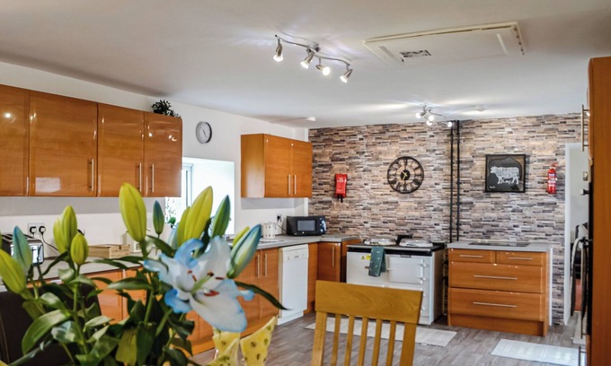 Cronberry Cottage | Muirston Farmhouse - UK44977
