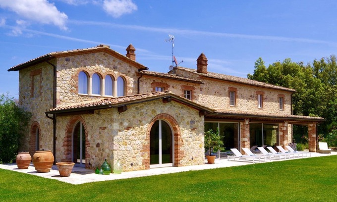 Monticiano Villa | Mulino della Solaia, Arceno Rentals Club, Luxury Villa in Tuscany, pool, wifi