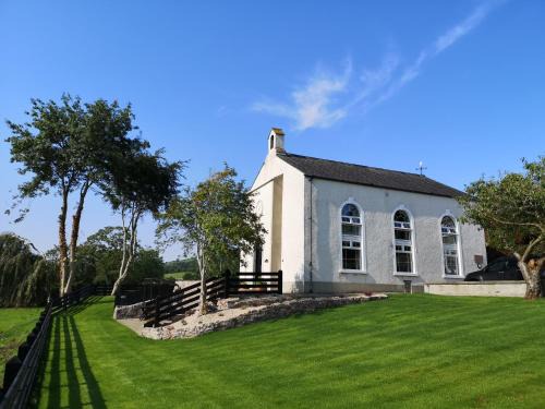 Glencorp Apartment | Mullarts Church -The Glenann Apartment