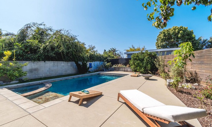 South Oceanside House | Multi Family Resort -PRIVATE POOL, close to beach, Carlsbad- KIDS WILL LOVE