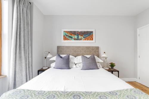 Munster Apartment | Munster Village in Fulham