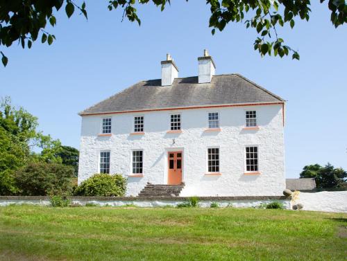 Newcastle House | Murlough Country House built in 1750