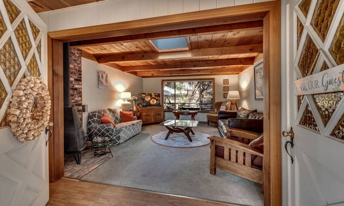 Murphys House | Murphys Getaway - Enjoy Wineries, Hiking, Concerts, Shopping & Small Town Charm