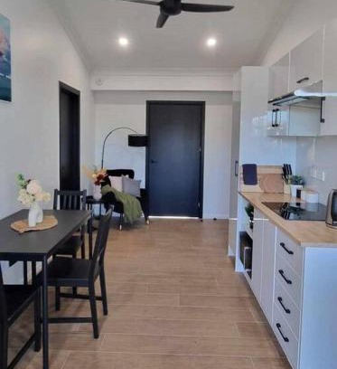 Allenstown House | Murray Lane Cozy Hideaway