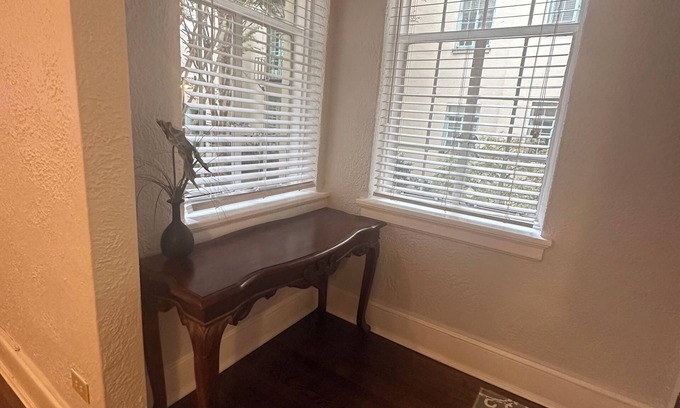 Museum District Condo | Museum District condo close to Museums, Cary Town, Scotts Addition, and Stadium.