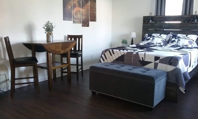 McMinnville Apartment | Music studio getaway, close to entertainment!