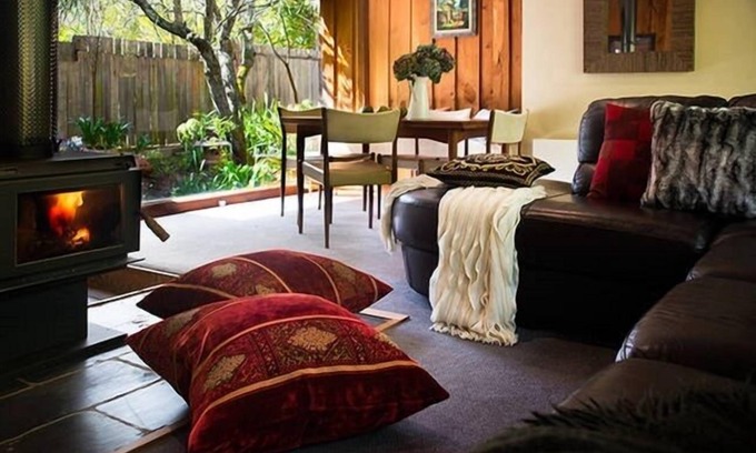 Musk Cabin | Musk Creek Hollow- Pet friendly- Japanese inspired cabin 10% off weekly stays