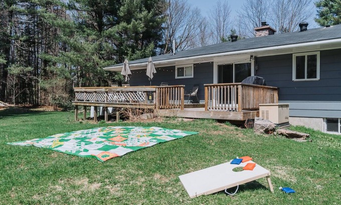 Bracebridge House | Muskoka House 4BDR BBQ 55"HDTV WIFI AC Sleep12