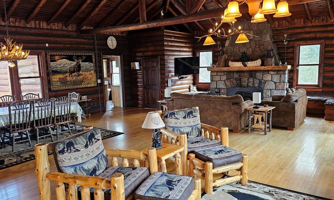 Stone Lake Cabin | Must See- Beautiful Lakefront Log Cabin on a Private Peninsula - Stunning Views!