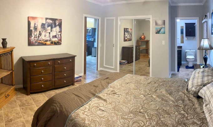 Merritt Island Apartment | Mustang Manor