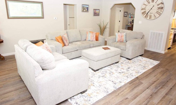 Grand Junction House | Mustang Ridge 2 bed 1 bath sleeps 6