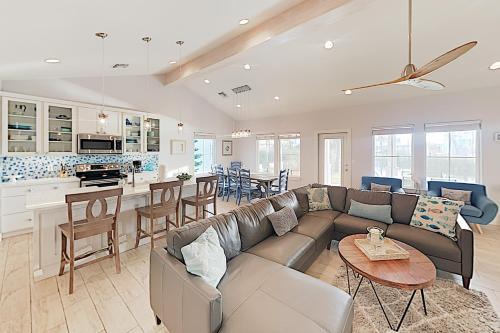 Port Aransas House | Mustang Royale Beach House
