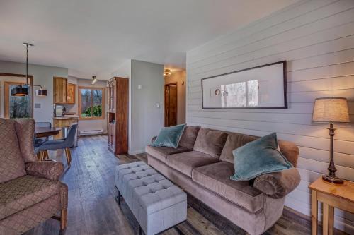 Clark House | Mustang