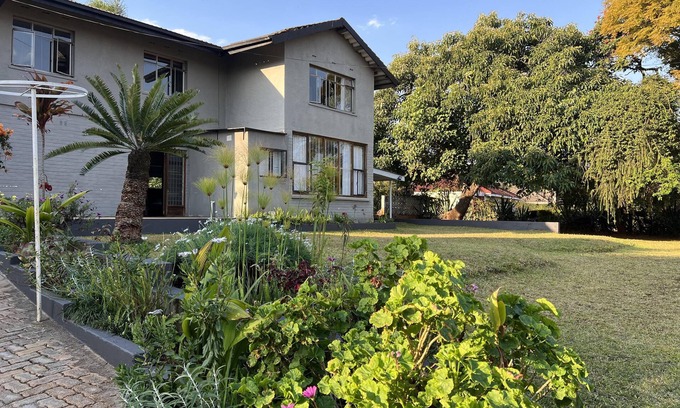 Mutare Villa | Mutare Manor - 2304 - Six Bedroom Villa, Sleeps 10